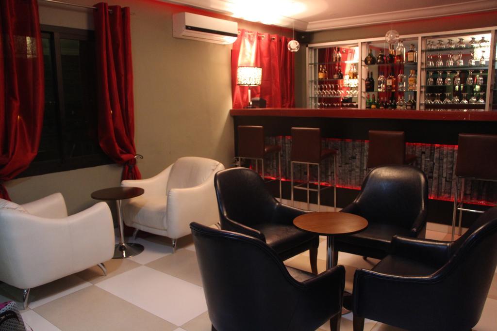 Eleven'S Hotel & Spa อาบีจาน ภายนอก รูปภาพ